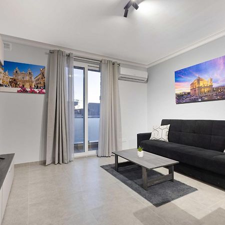 Luxurious & Spacious 2Bd Accomodation At The Podium - Yacht Marina Area, Close To Valletta Мсида Экстерьер фото